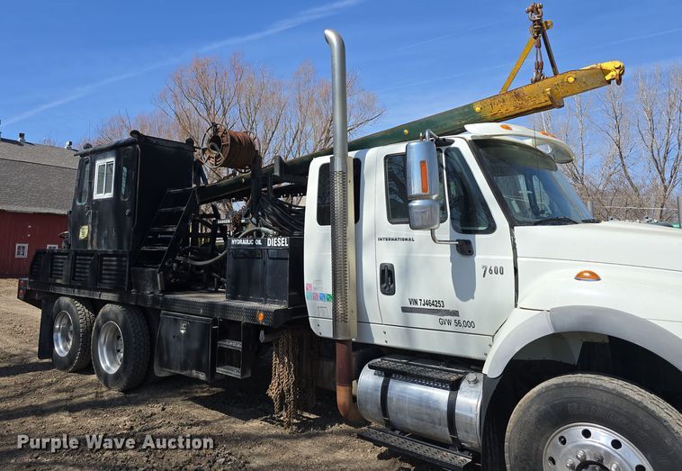 image for item EH8706 pickup/laydown machine bed