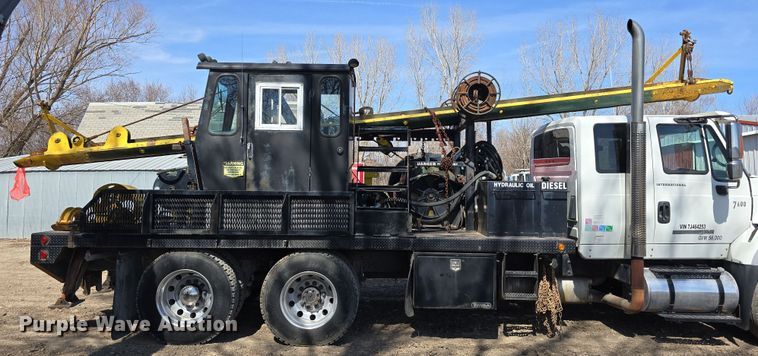 image for item EH8706 pickup/laydown machine bed