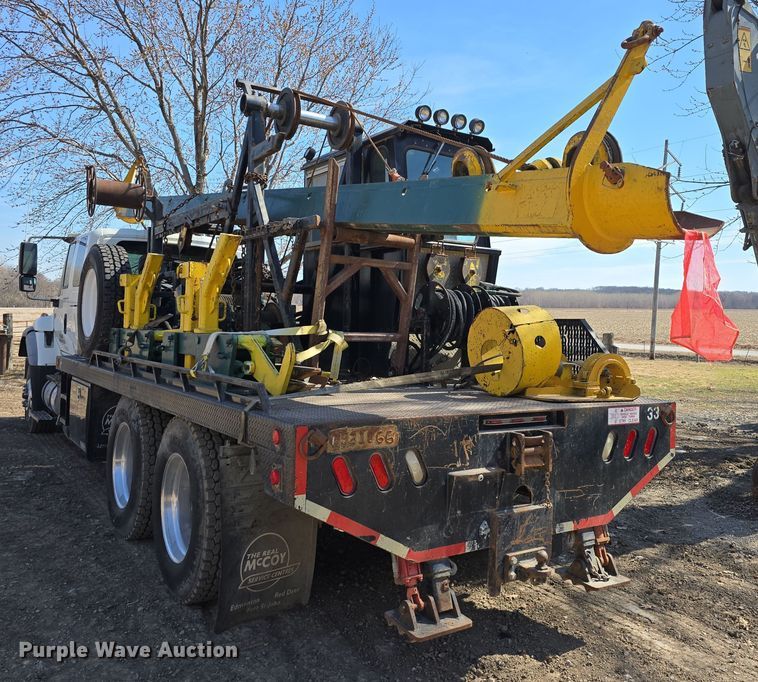 image for item EH8706 pickup/laydown machine bed