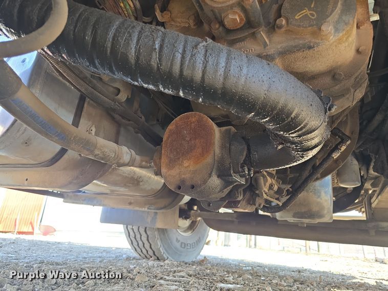 image for item EH8706 pickup/laydown machine bed