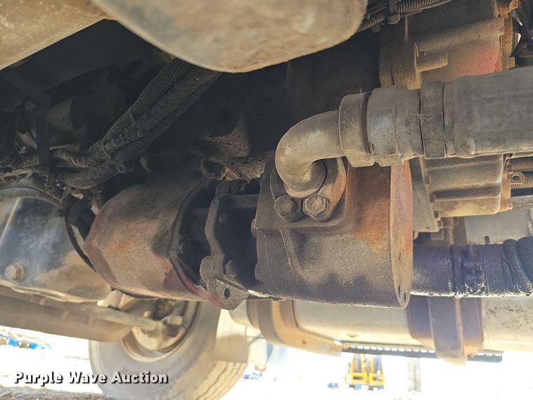 image for item EH8706 pickup/laydown machine bed