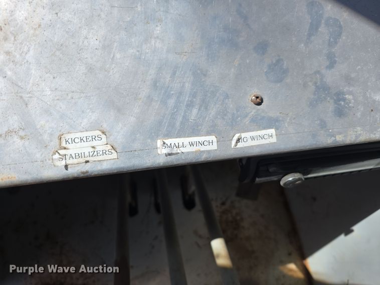 image for item EH8706 pickup/laydown machine bed