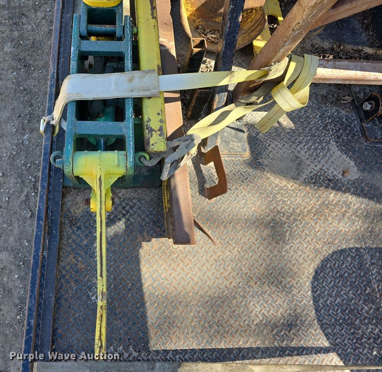 image for item EH8706 pickup/laydown machine bed