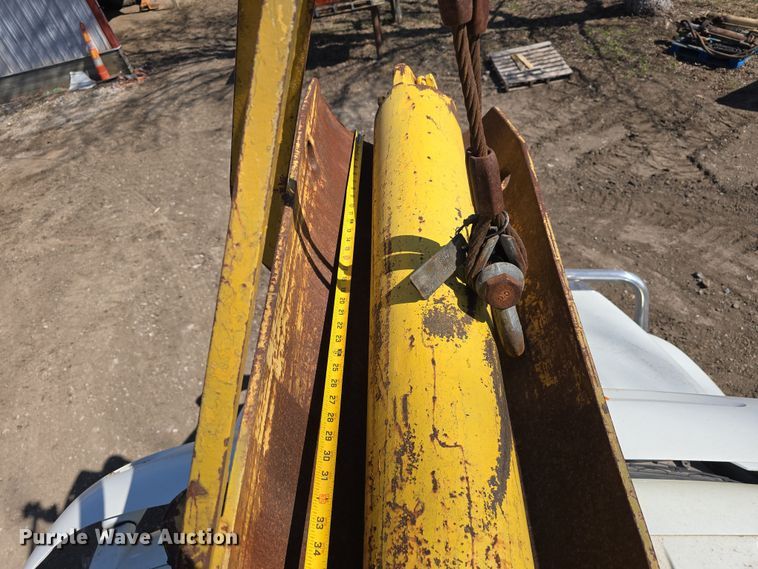 image for item EH8706 pickup/laydown machine bed