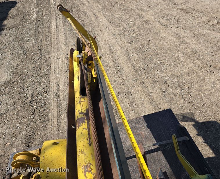 image for item EH8706 pickup/laydown machine bed