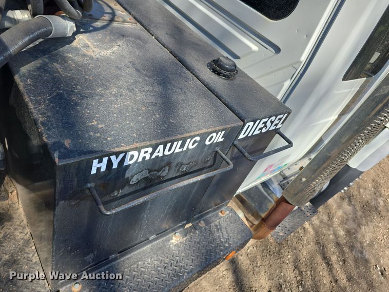 image for item EH8706 pickup/laydown machine bed