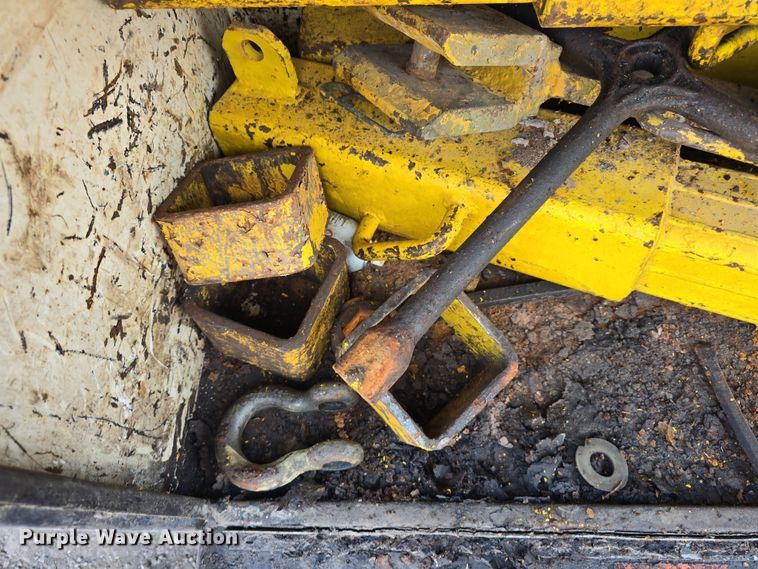 image for item EH8706 pickup/laydown machine bed