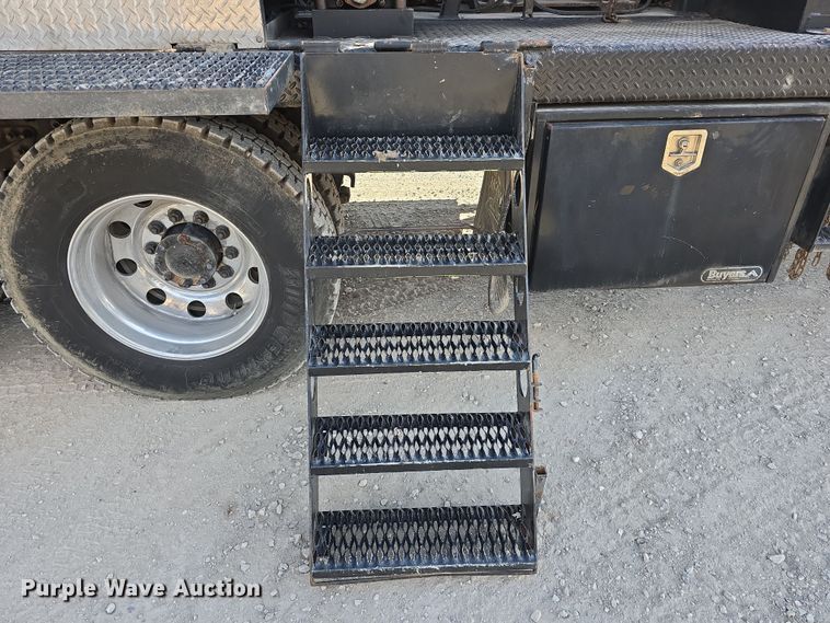 image for item EH8706 pickup/laydown machine bed