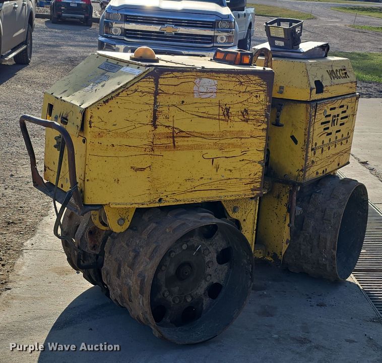 image for item EH8713 Wacker Neuson RT820 trench compactor