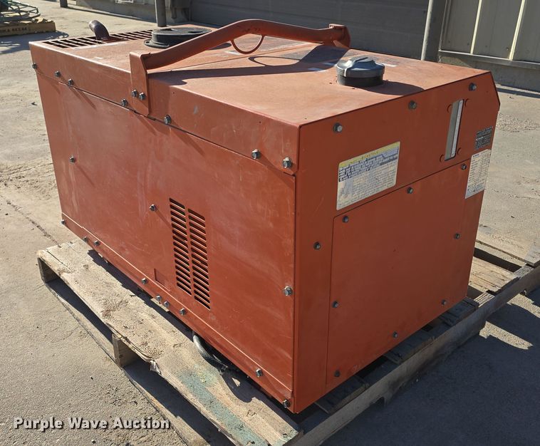 image for item EH8714 Kubota Lowboy II GL7000 generator