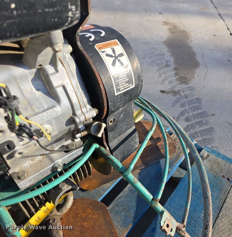 image for item EH8715 2008 MultiQuip Whiteman J36H90 power trowel