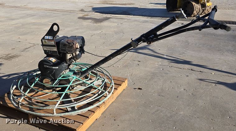 image for item EH8716 2008 MultiQuip Whiteman B46H90 power trowel