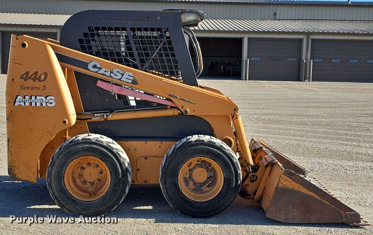 image for item EH8718 2008 Case 440 Series 3 skid steer loader