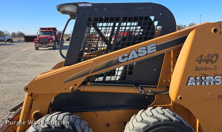 image for item EH8718 2008 Case 440 Series 3 skid steer loader