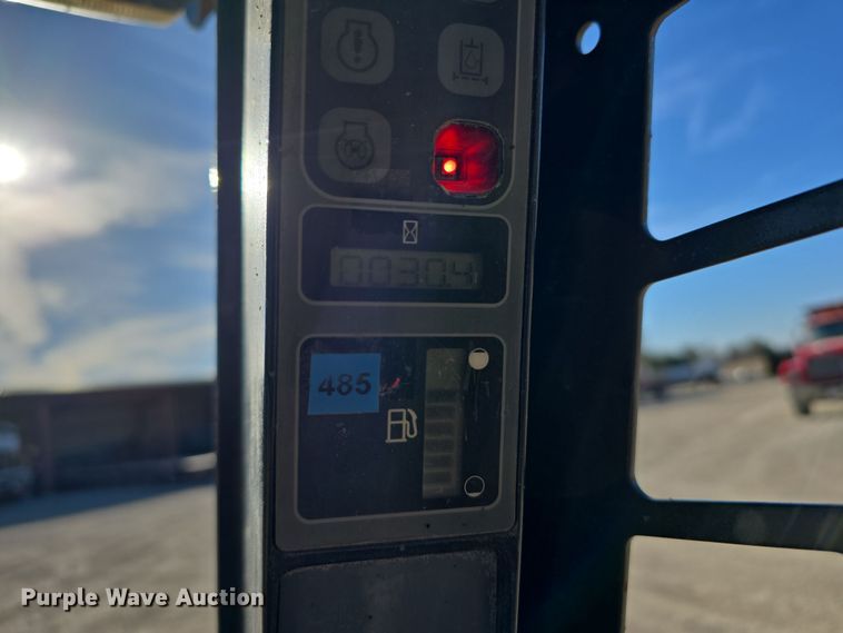 image for item EH8718 2008 Case 440 Series 3 skid steer loader