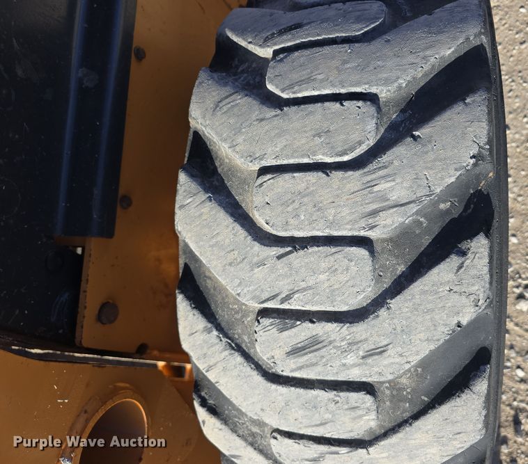 image for item EH8718 2008 Case 440 Series 3 skid steer loader