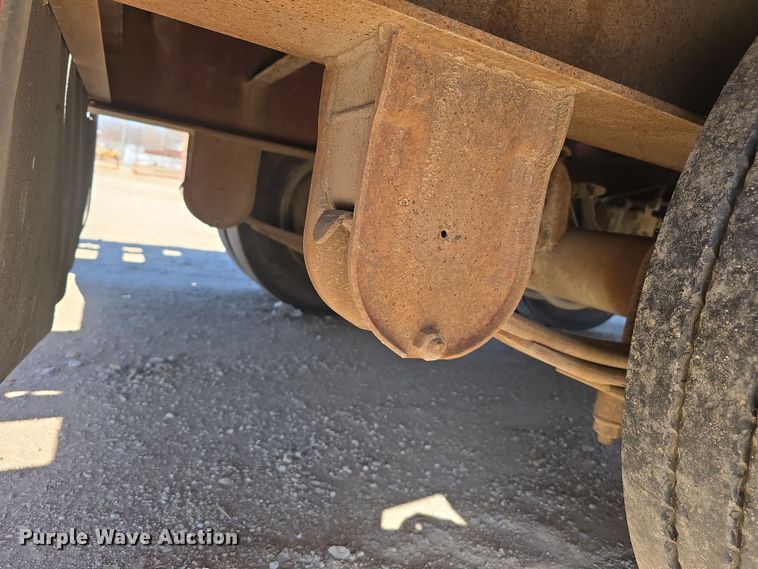 image for item EH8721 1998 Holden Industries HCZ 40KT equipment trailer