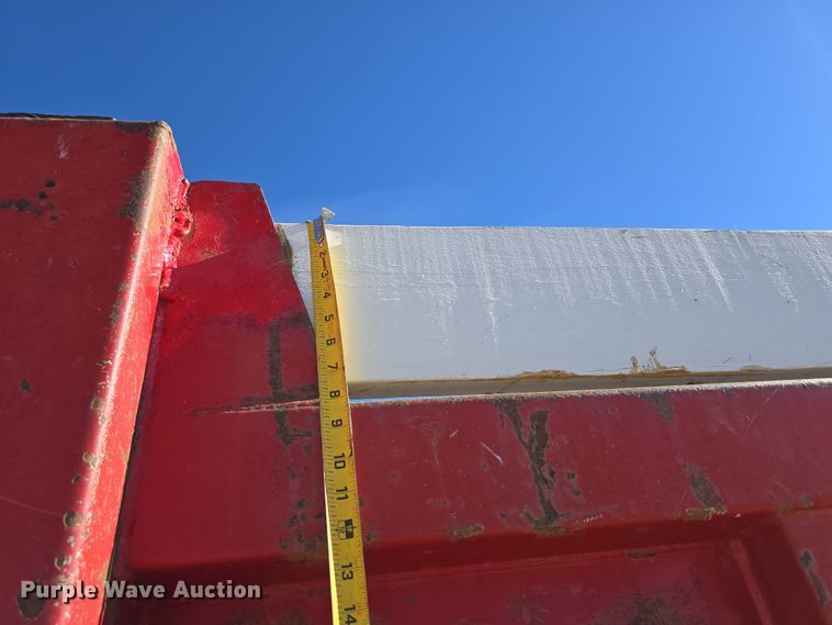 image for item EH8722 1991 Mack RD690S dump truck