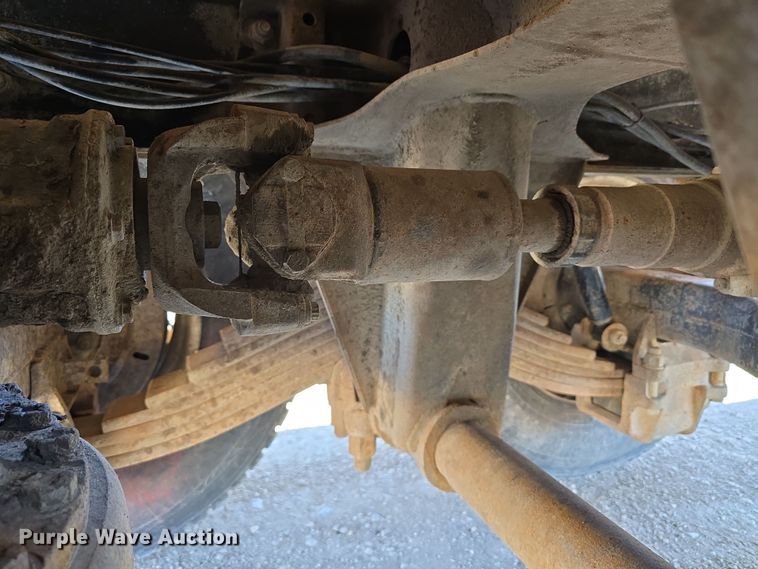 image for item EH8722 1991 Mack RD690S dump truck