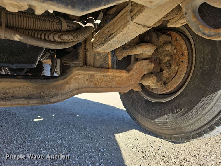 image for item EH8722 1991 Mack RD690S dump truck