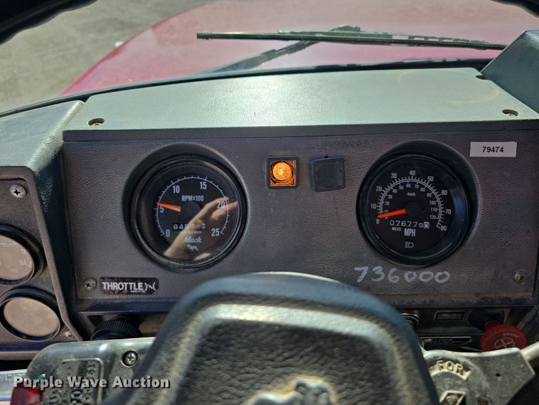 image for item EH8722 1991 Mack RD690S dump truck