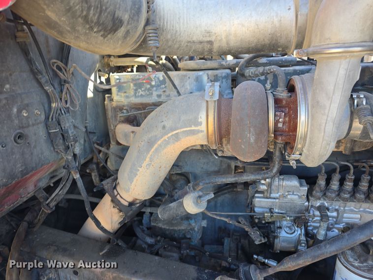 image for item EH8722 1991 Mack RD690S dump truck