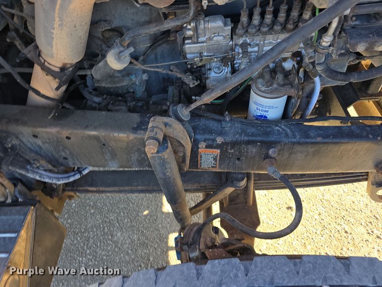 image for item EH8722 1991 Mack RD690S dump truck