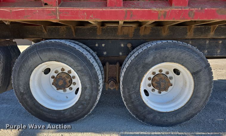 image for item EH8722 1991 Mack RD690S dump truck