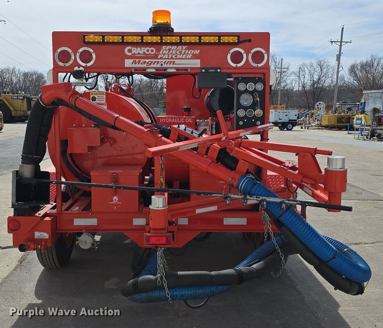 image for item EH8747 2017 Crafco Magnum pothole patcher