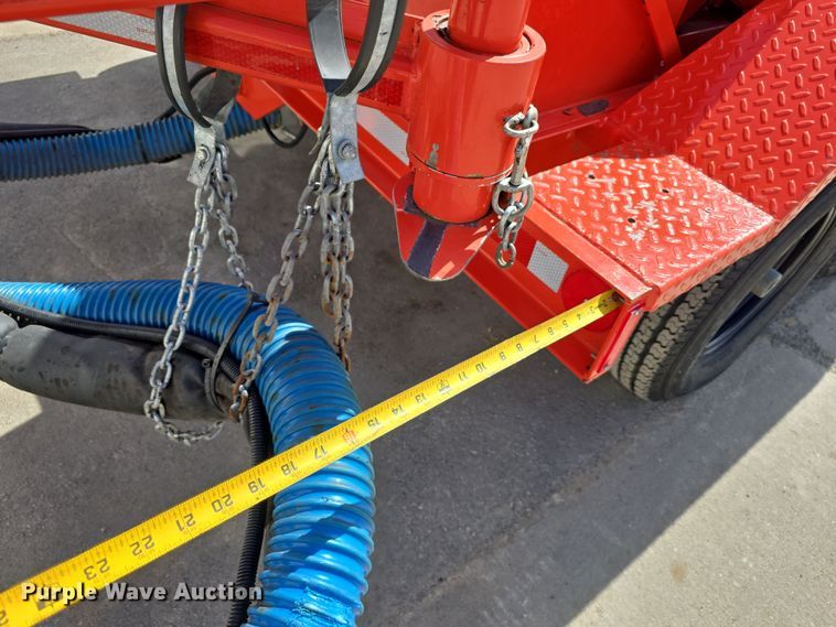 image for item EH8747 2017 Crafco Magnum pothole patcher