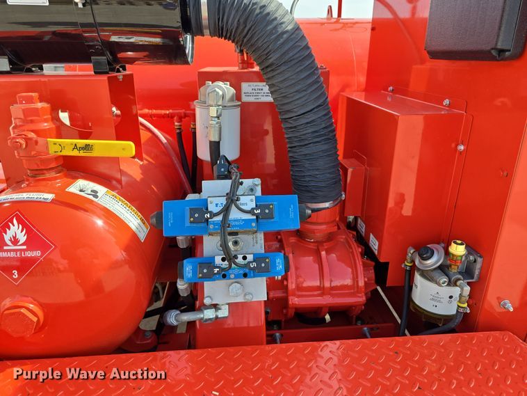 image for item EH8747 2017 Crafco Magnum pothole patcher