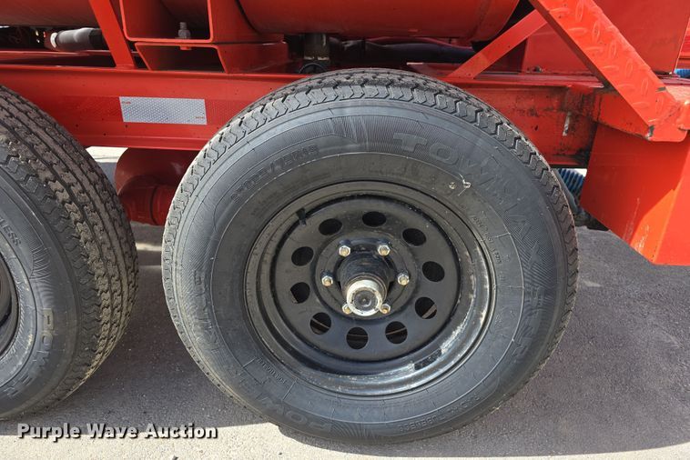 image for item EH8747 2017 Crafco Magnum pothole patcher