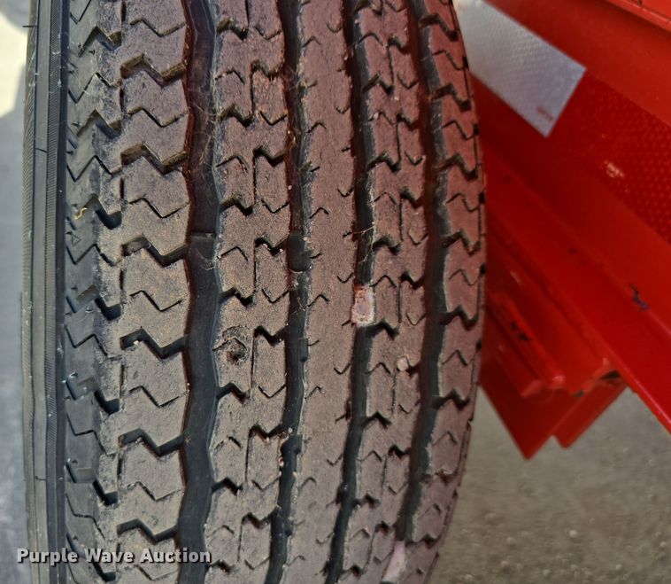 image for item EH8747 2017 Crafco Magnum pothole patcher