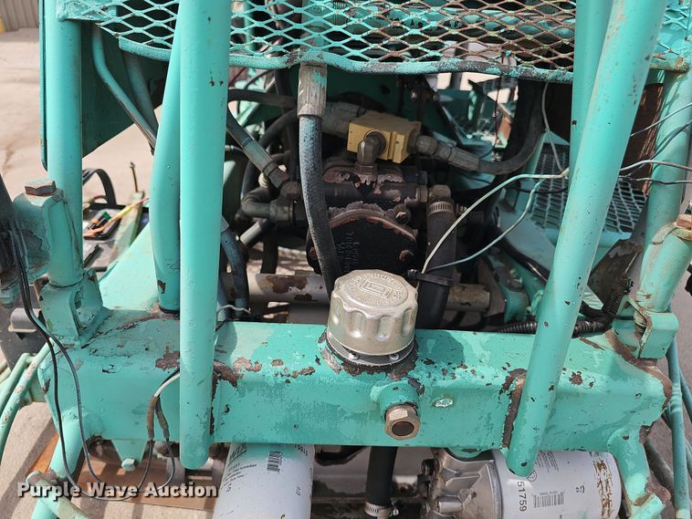 image for item EH8749 Whiteman HTH44TKDTCSL5 power trowel