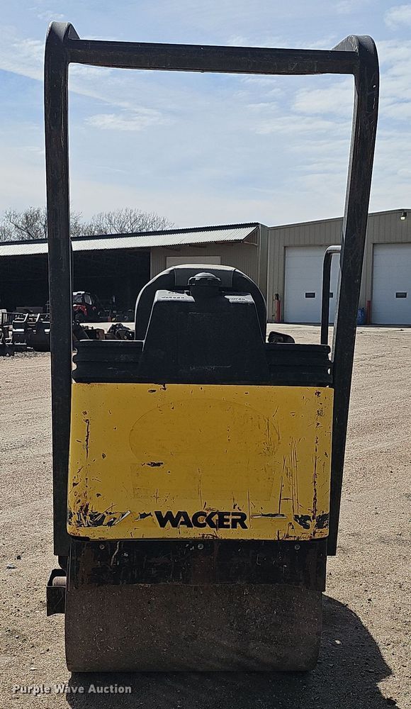 image for item EH8751 2003 Wacker RD11A double drum roller