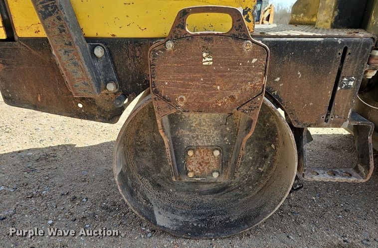 image for item EH8751 2003 Wacker RD11A double drum roller