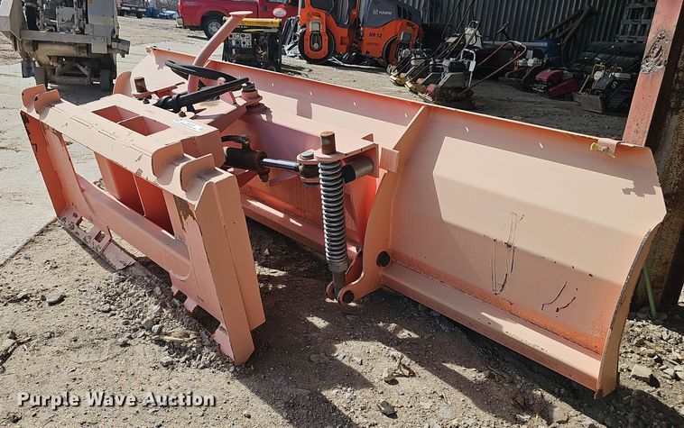 image for item EH8752 Skid steer dozer blade