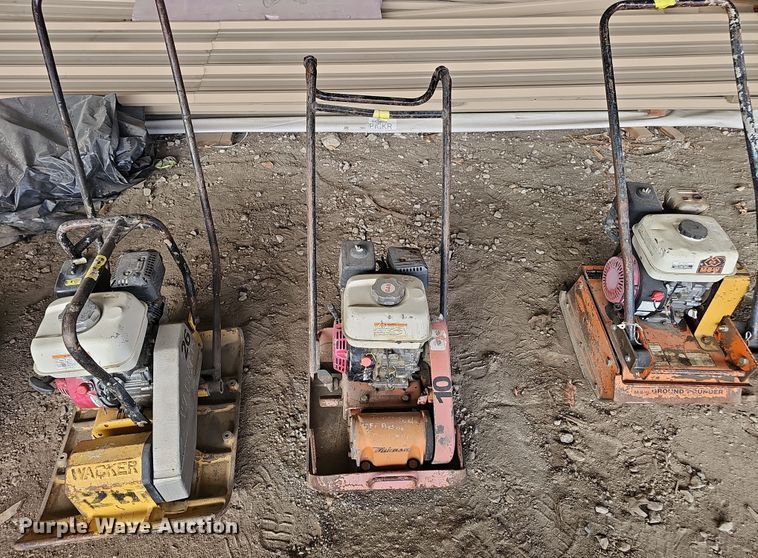 image for item EH8756 (4) plate compactors