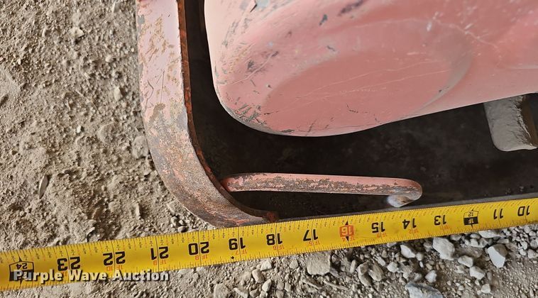 image for item EH8756 (4) plate compactors