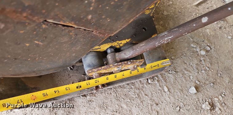 image for item EH8757 (5) plate compactors