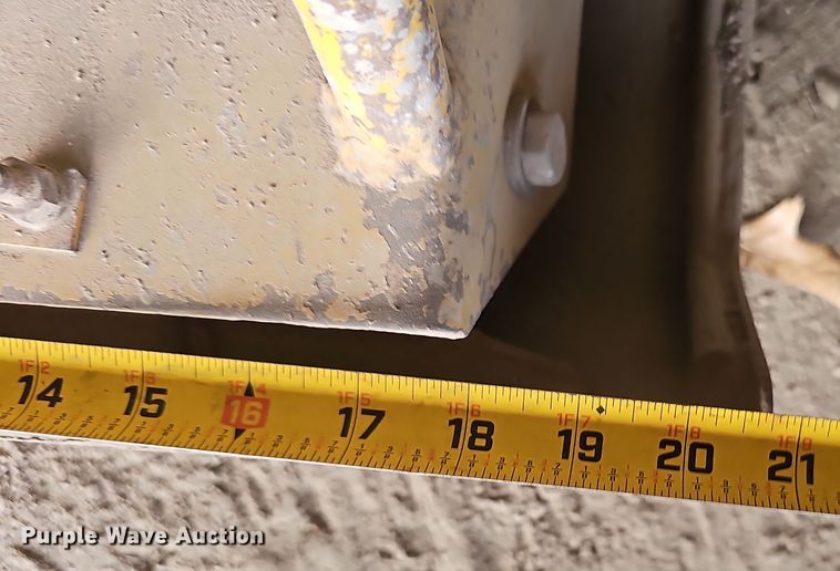 image for item EH8757 (5) plate compactors