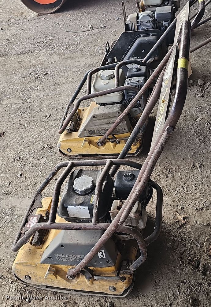 image for item EH8758 (5) plate compactors