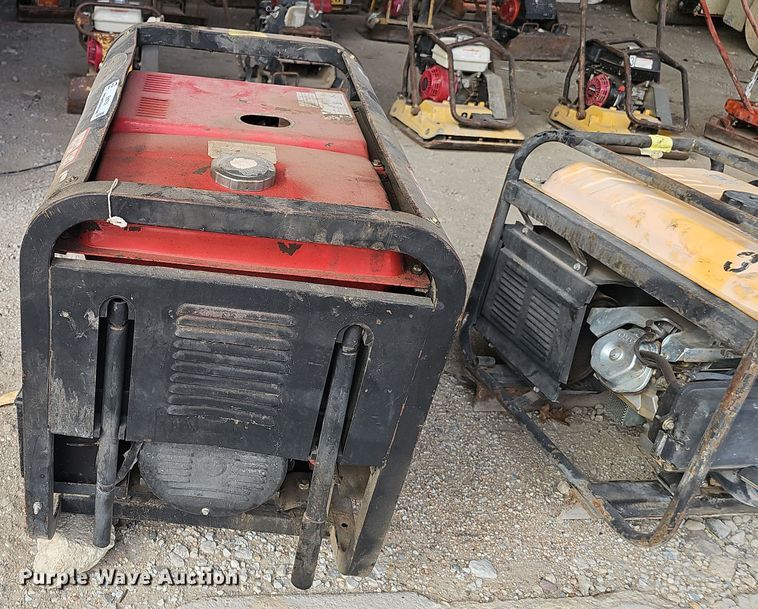 image for item EH8759 (4) portable generators