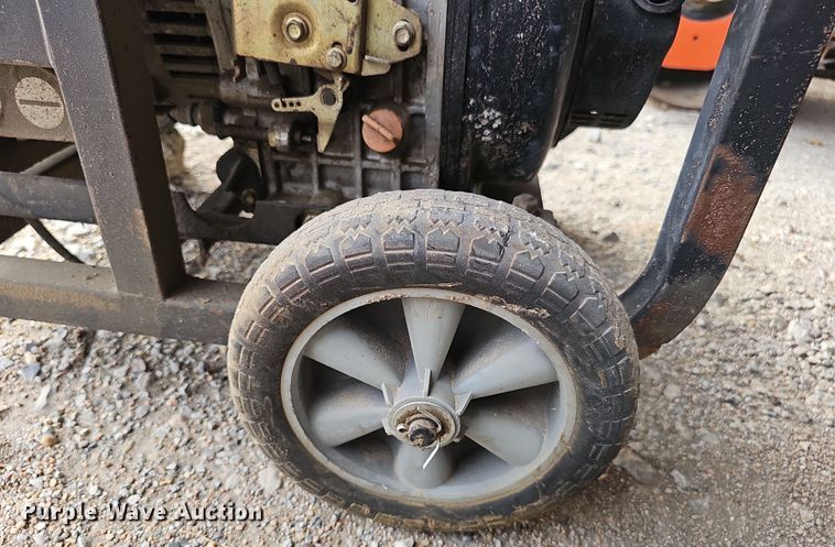 image for item EH8759 (4) portable generators