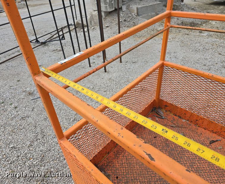 image for item EH8760 Crane basket