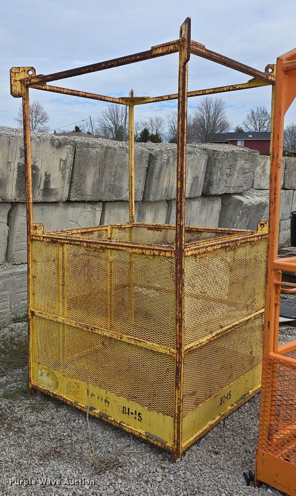 image for item EH8761 International Steel SS1000 crane basket