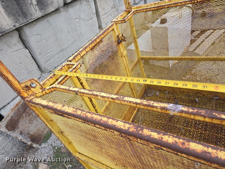 image for item EH8761 International Steel SS1000 crane basket