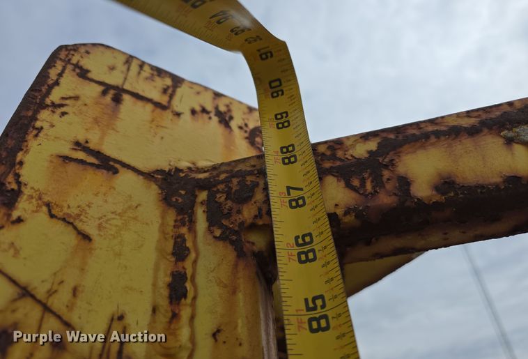 image for item EH8761 International Steel SS1000 crane basket