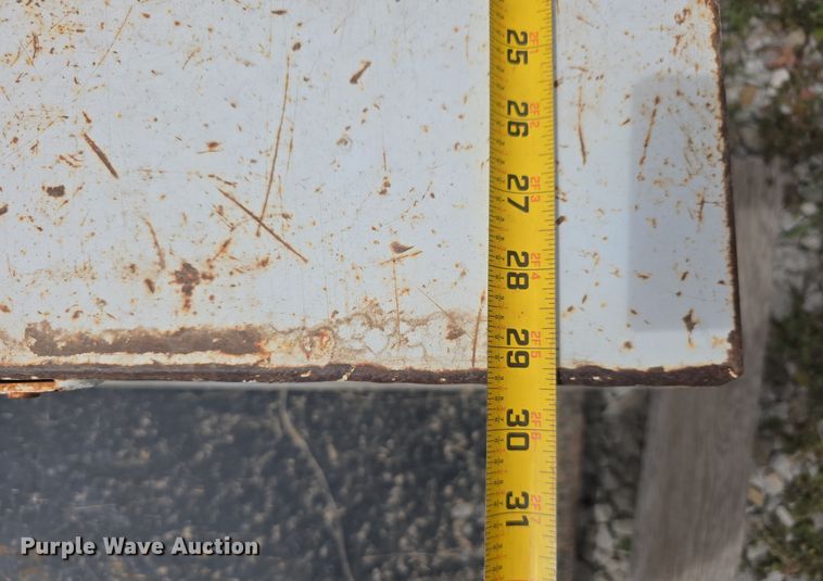 image for item EH8762 (2) auxiliary fuel tanks