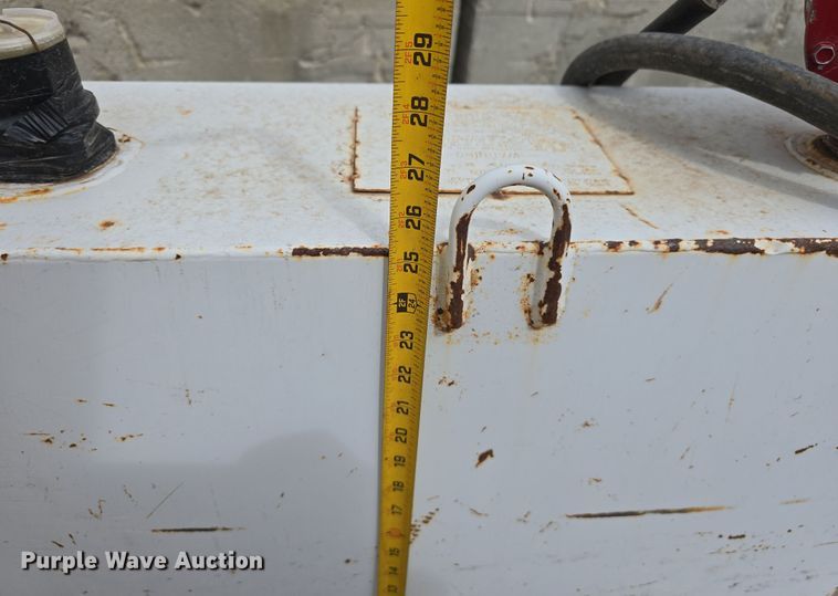 image for item EH8762 (2) auxiliary fuel tanks